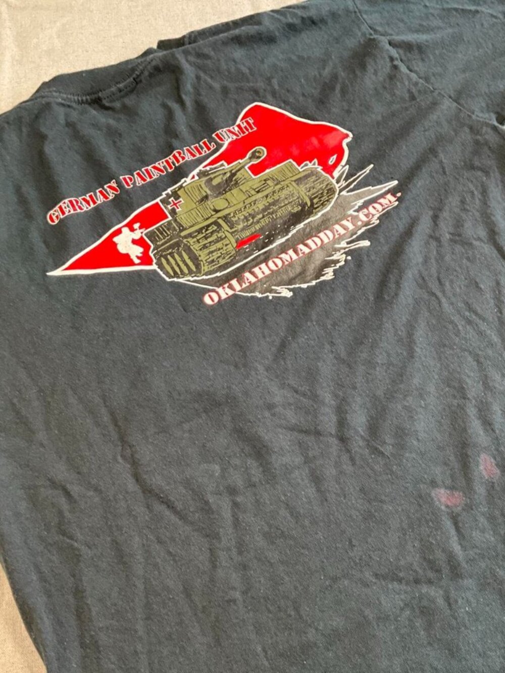 Y2K Mens Gildan D-Day Oklahoma 06 Black Distressed Patriotic Graphic Tee (M)